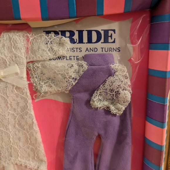 Jolly Toys pride Vintage Doll Outfit Set with Lace Details - Picture 4 of 9